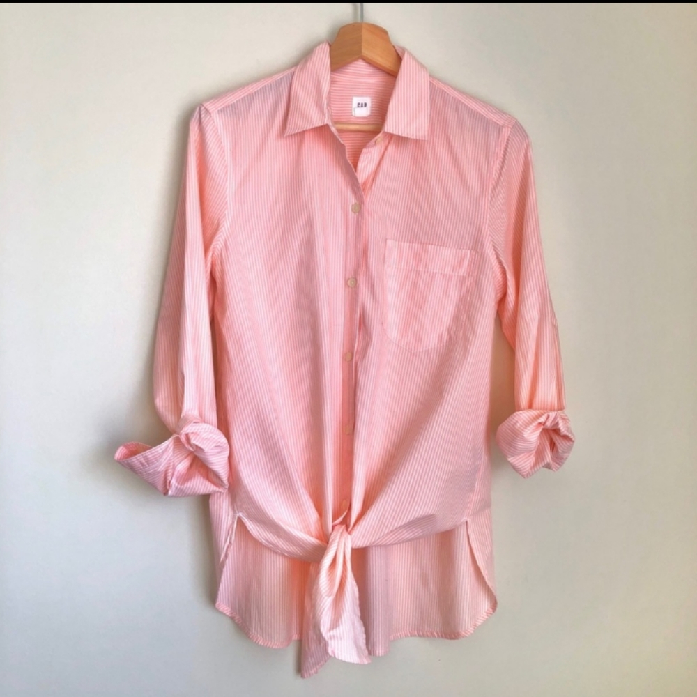 EUC Gap Pinstripe Tie Front Shirt